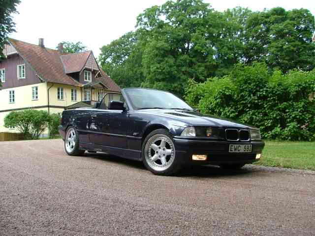 BMW 320i cab BMW 320i cab