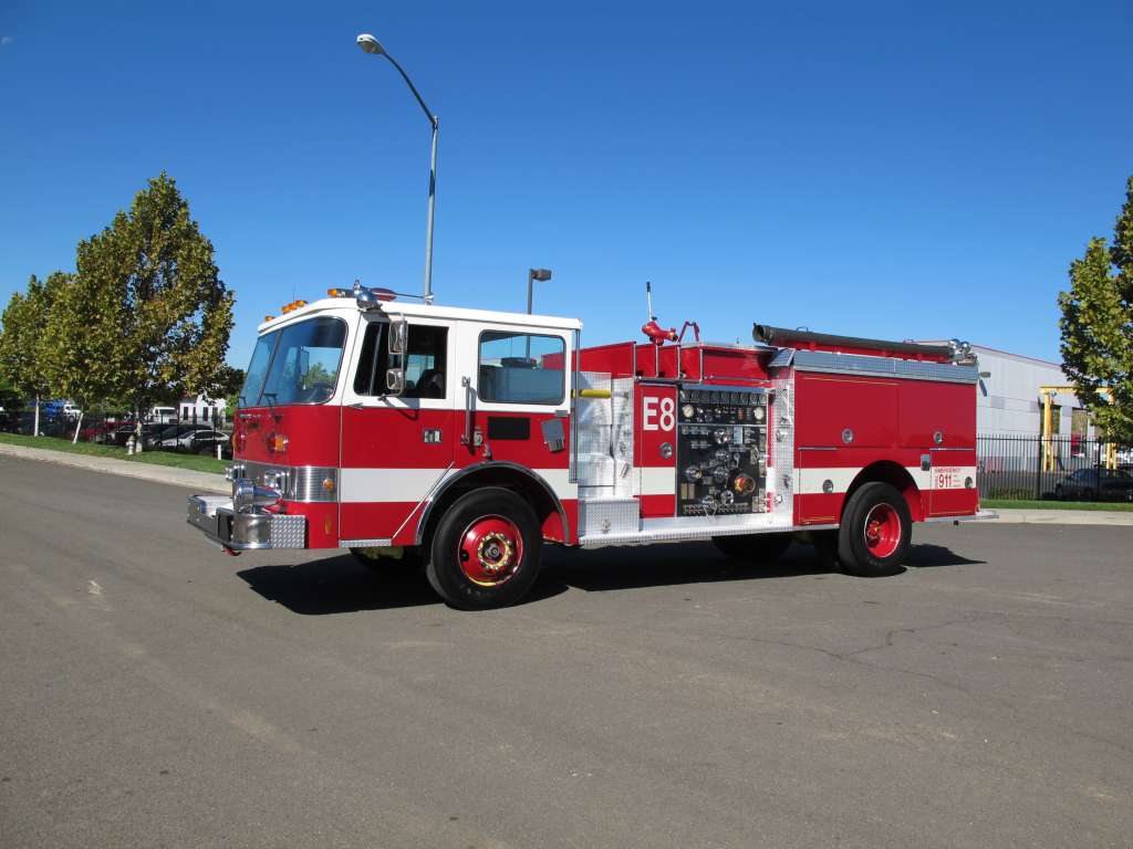 Pierce Model 1000 Pumper