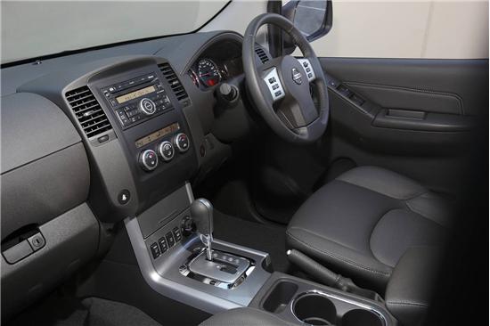 Nissan Pathfinder Ti 40 4WD