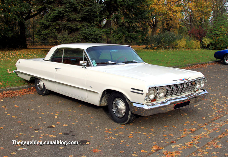 Chevrolet Impala Sport Hardtop Coupe