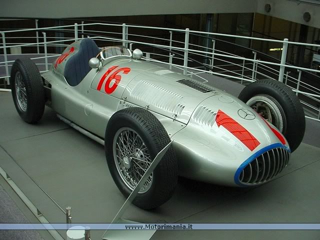 Mercedes-Benz W165