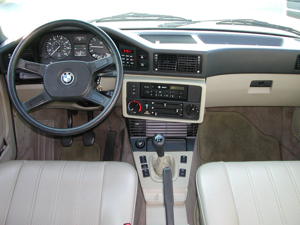 BMW 528e