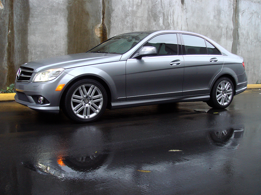 Mercedes-Benz C300 4Matic