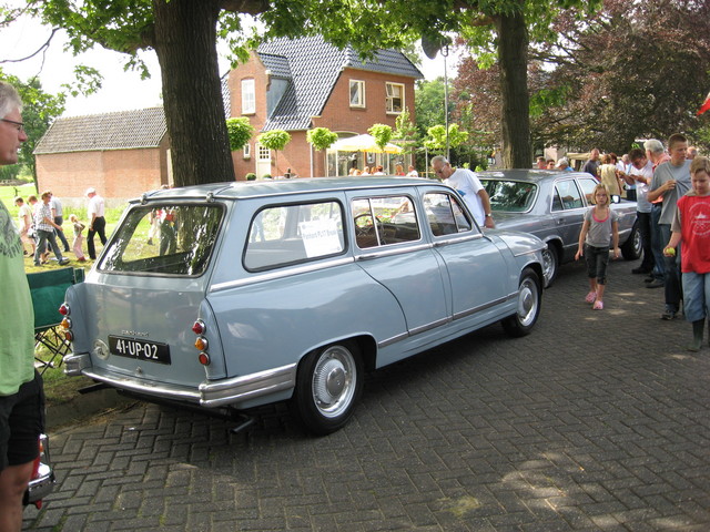 Panhard PL17 Break