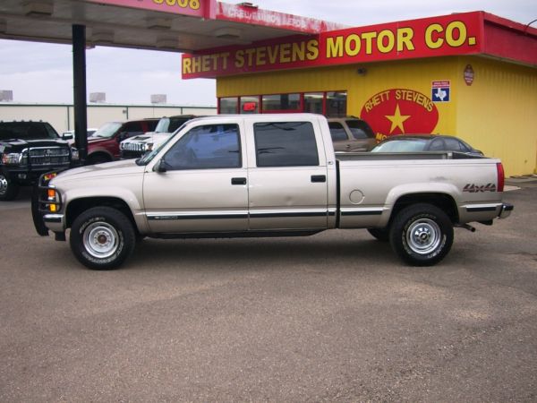 Chevrolet C-2500HD