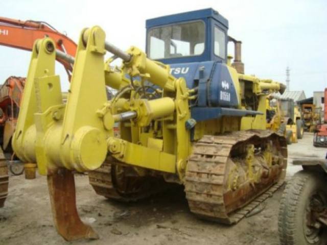 Komatsu D-155