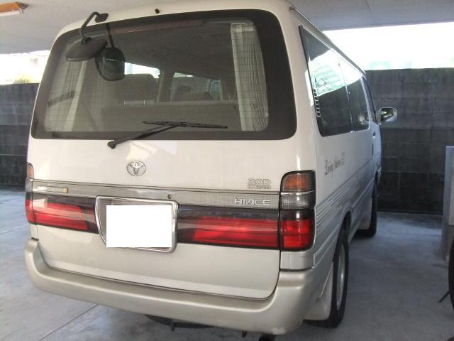 Toyota Hiace Super Custom 30D 4WD