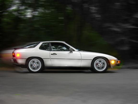 Porsche 924 S