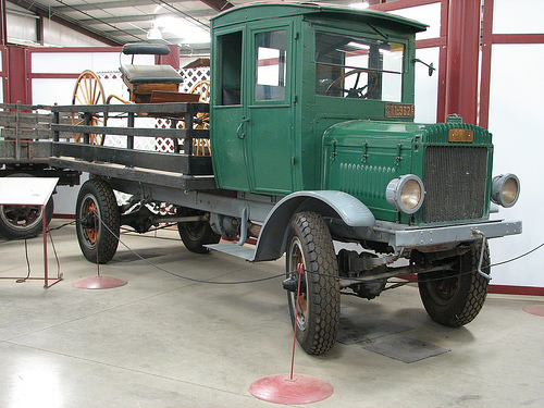 Oshkosh BB 2 Ton cab chassis