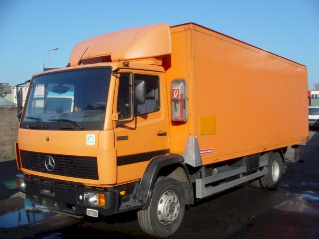 Mercedes-Benz 1320