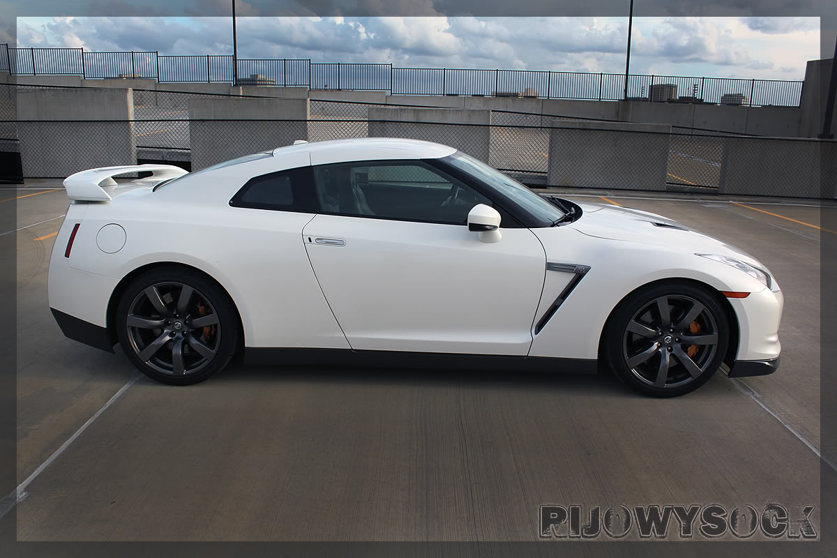 Nissan GT-R Premium