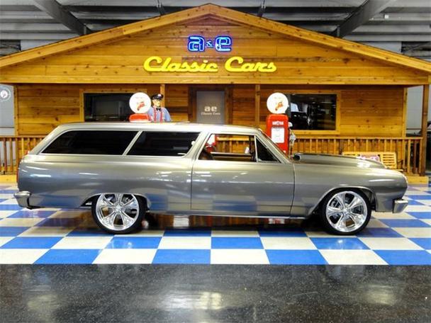 Chevrolet 2 dr custom