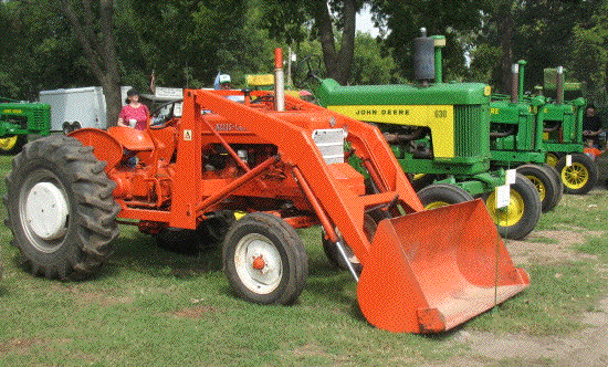 Allis-Chalmers D-17