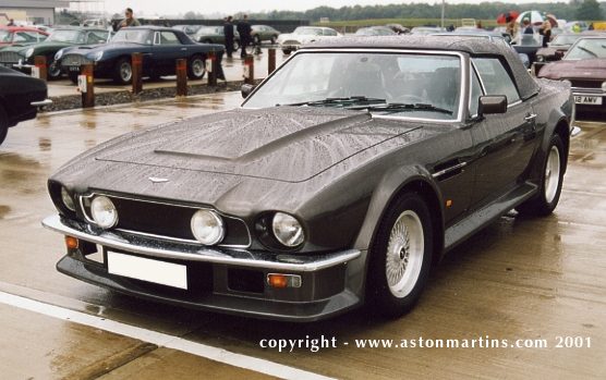 Aston Martin V8 Volante