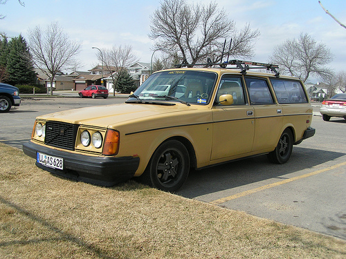 Volvo 245DL