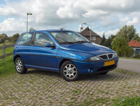 Lancia Ypsilon LX