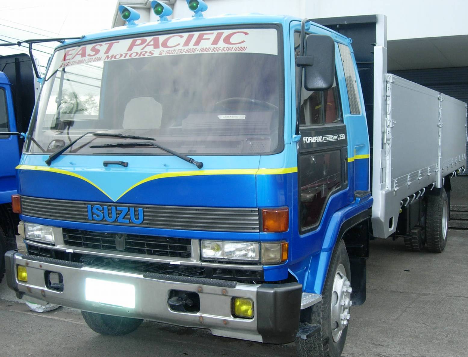 Isuzu Forward