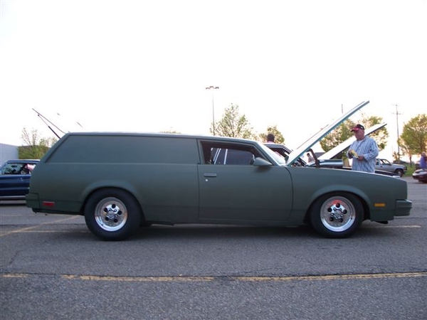 Oldsmobile Cutlass Cruiser wagon