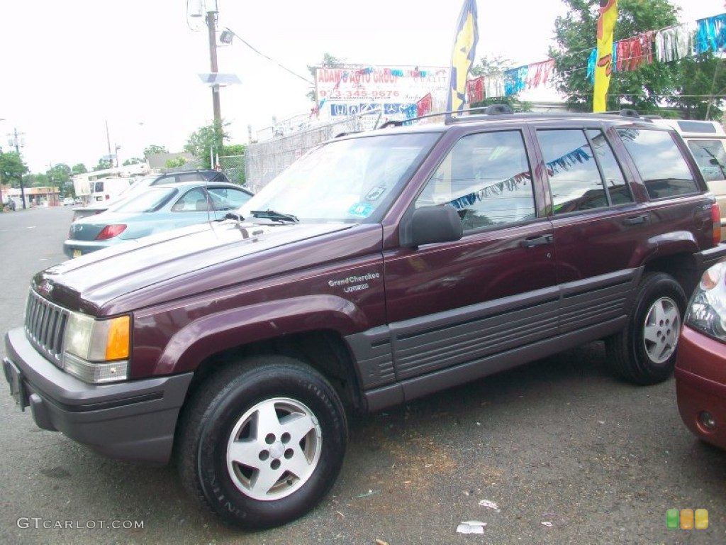 Jeep Grand Cherokee SE