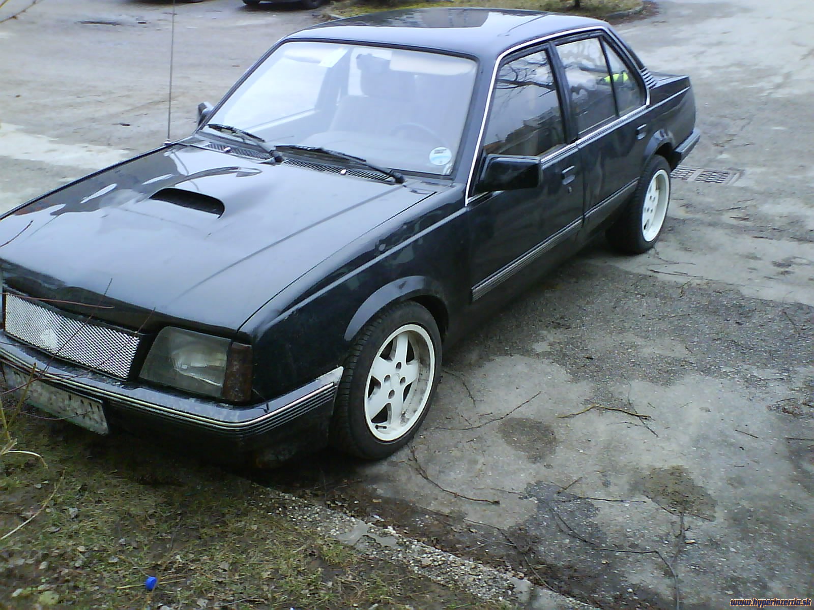 Opel Ascona C 13S Berlina