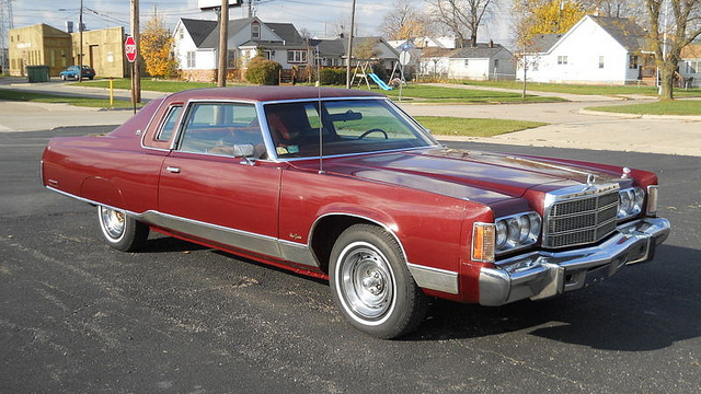 Chrysler New Yorker Brougham St Regis coupe