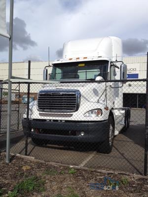 Freightliner CL112 Columbia