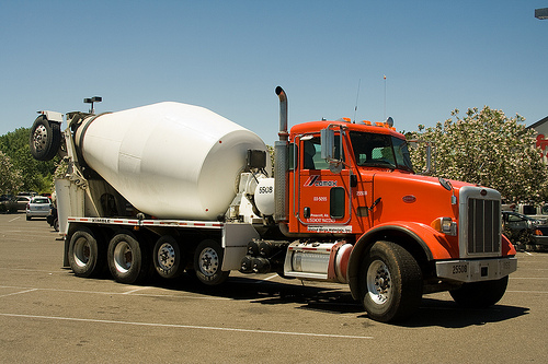 Peterbilt 260GD 5 Ton Tractor