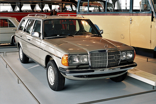 Mercedes-Benz 300TD