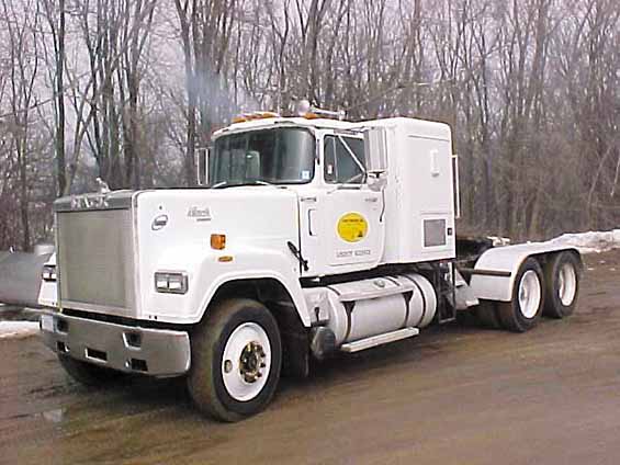 Mack RW713