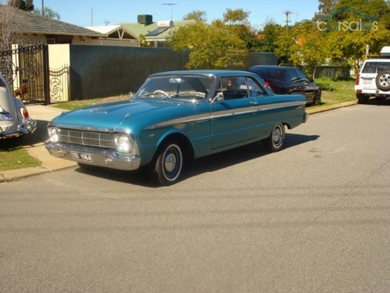 Ford Falcon XM Deluxe Coupe