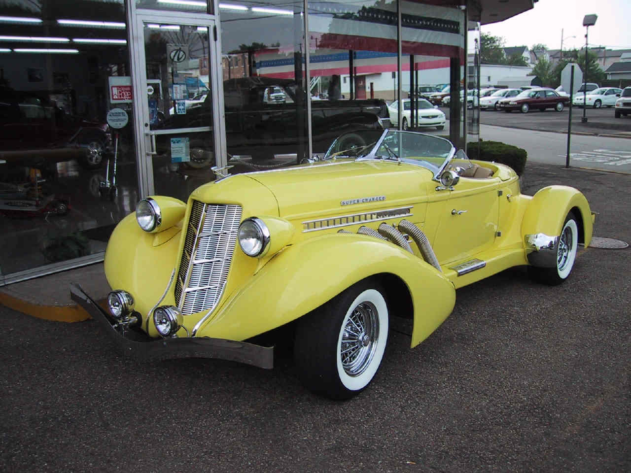 Auburn 1936 Boattail Speedster replica