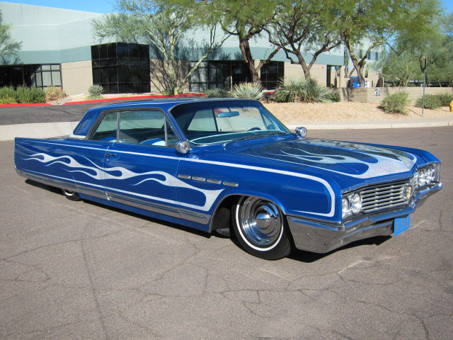 Buick Electra 225 Custom 2dr HT