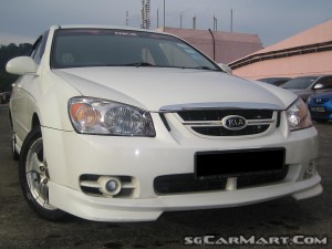 Kia Cerato HB 16 EX