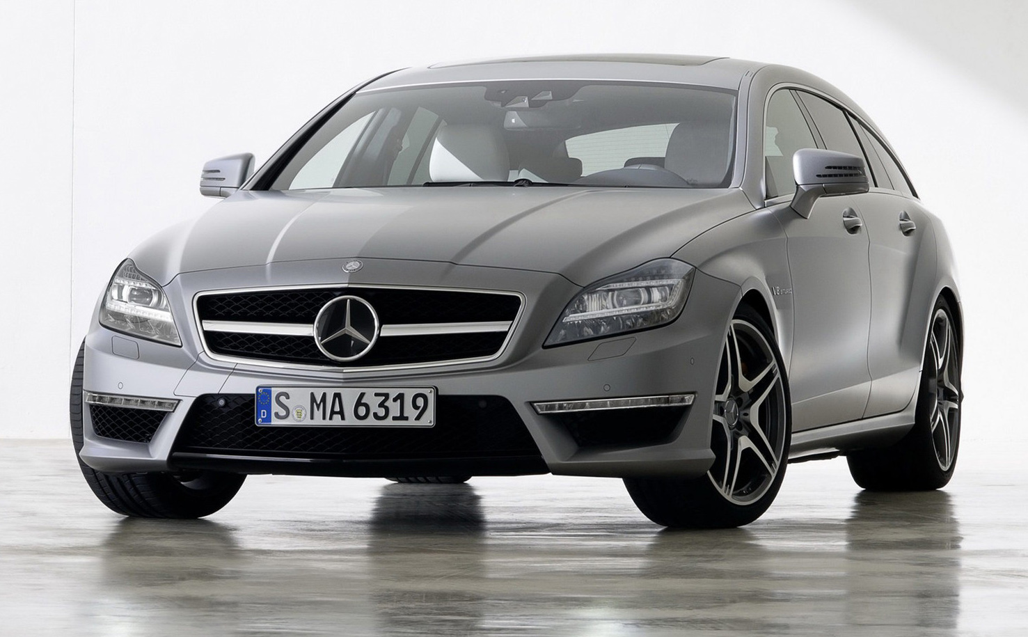 Mercedes-Benz CLS 63 AMG Mercedes-Benz CLS 63 AMG