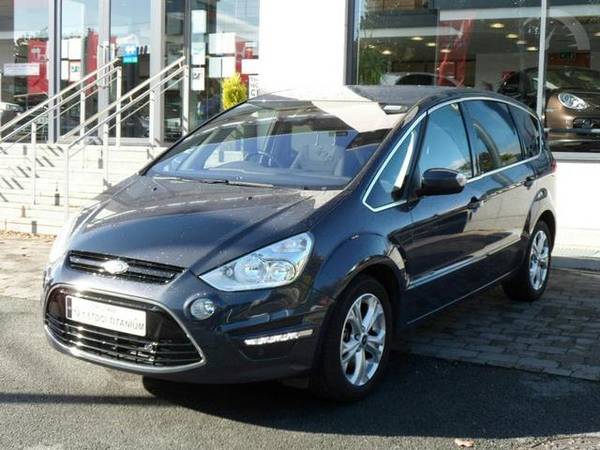 Ford S-Max 18 TDci Titanium