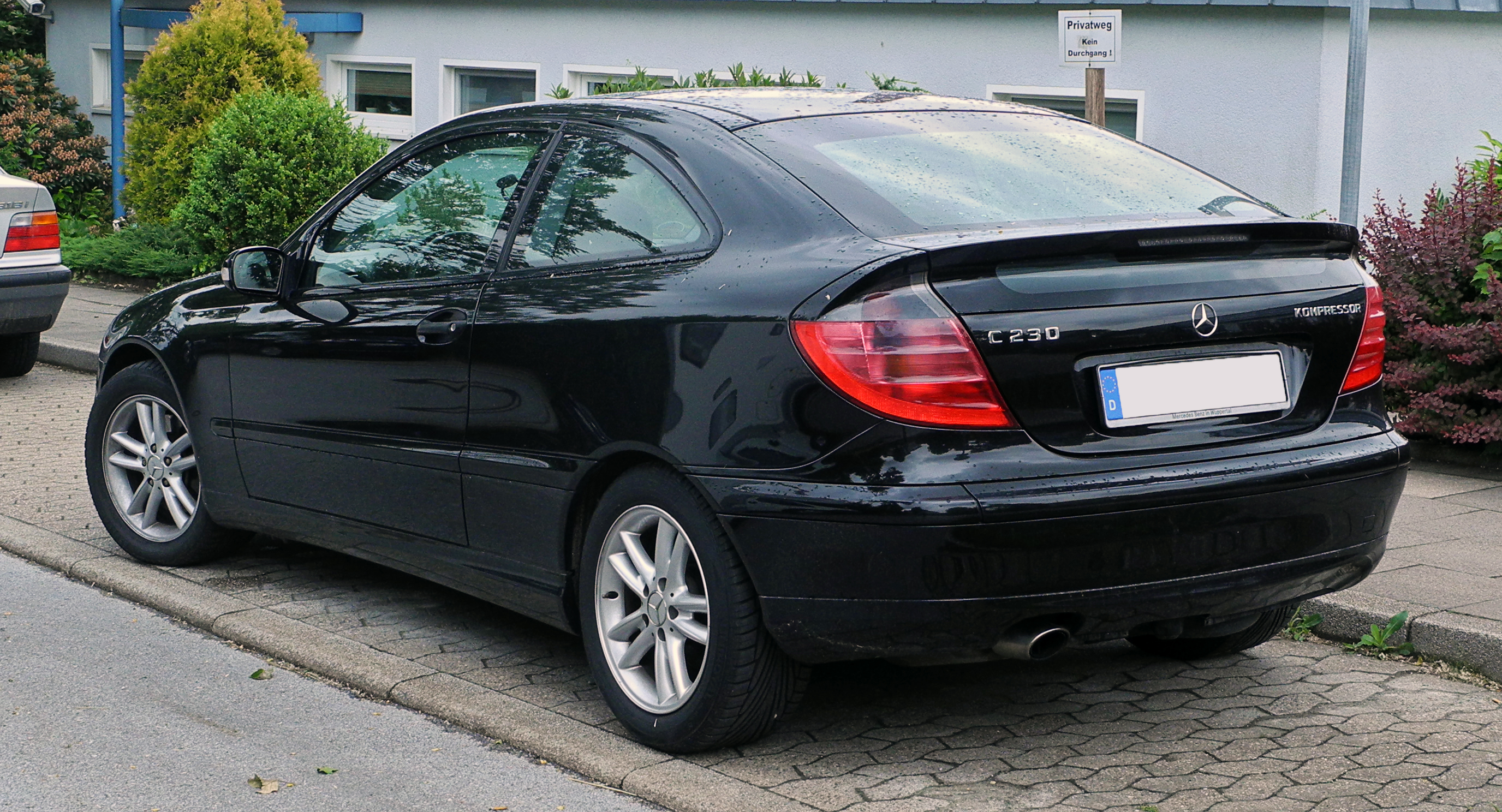 Mercedes-Benz C 230