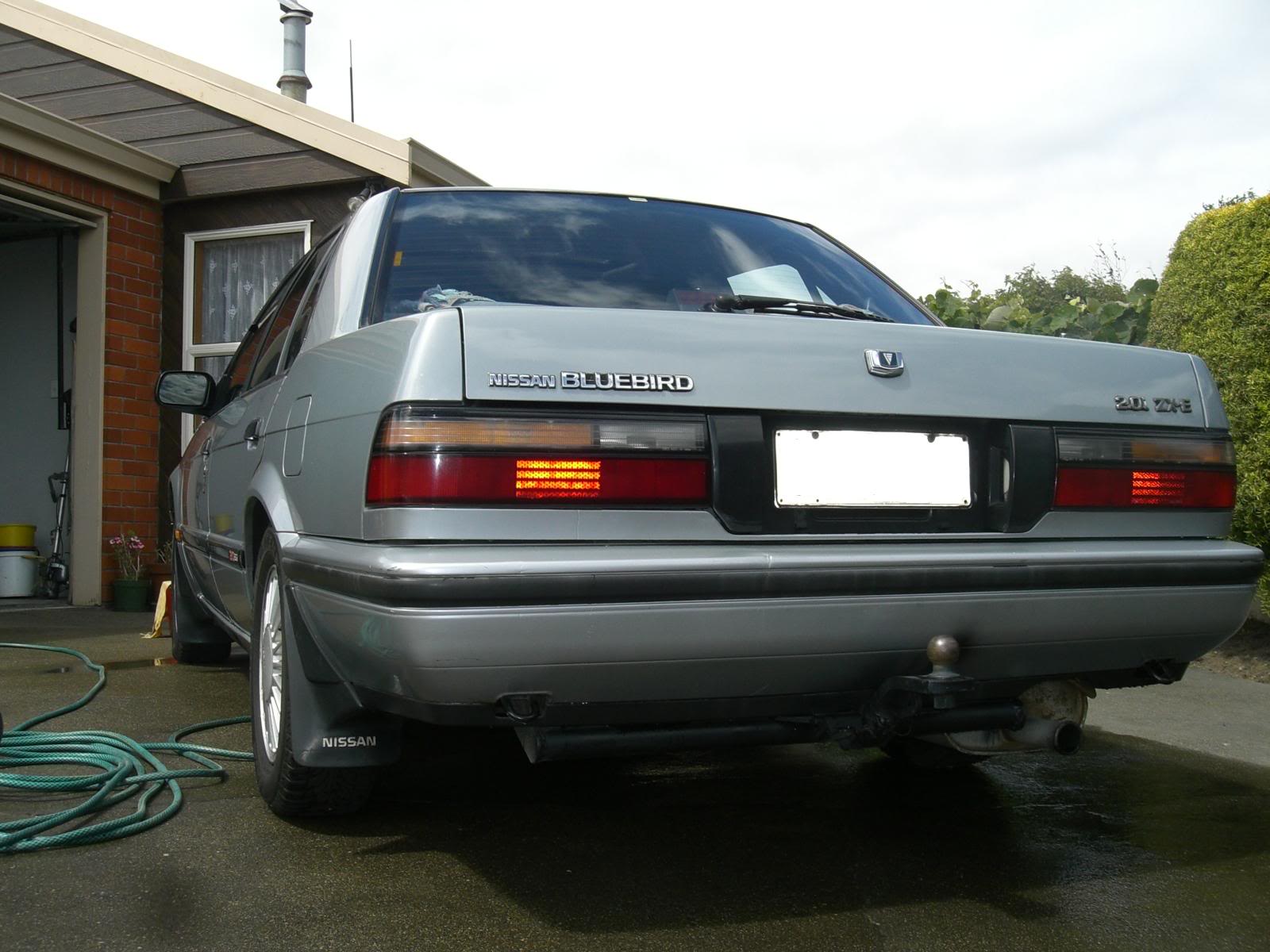 Nissan Bluebird ZX-E