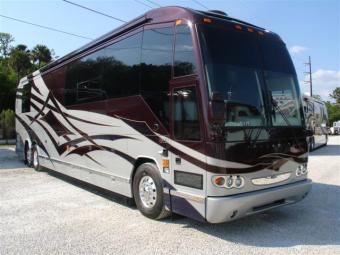 Featherlite Luxuary Coach