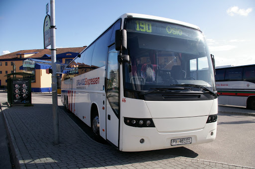 Volvo B12M 6X2 9700