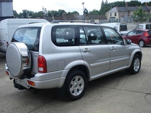 Suzuki Grand Vitara XL-7 V6