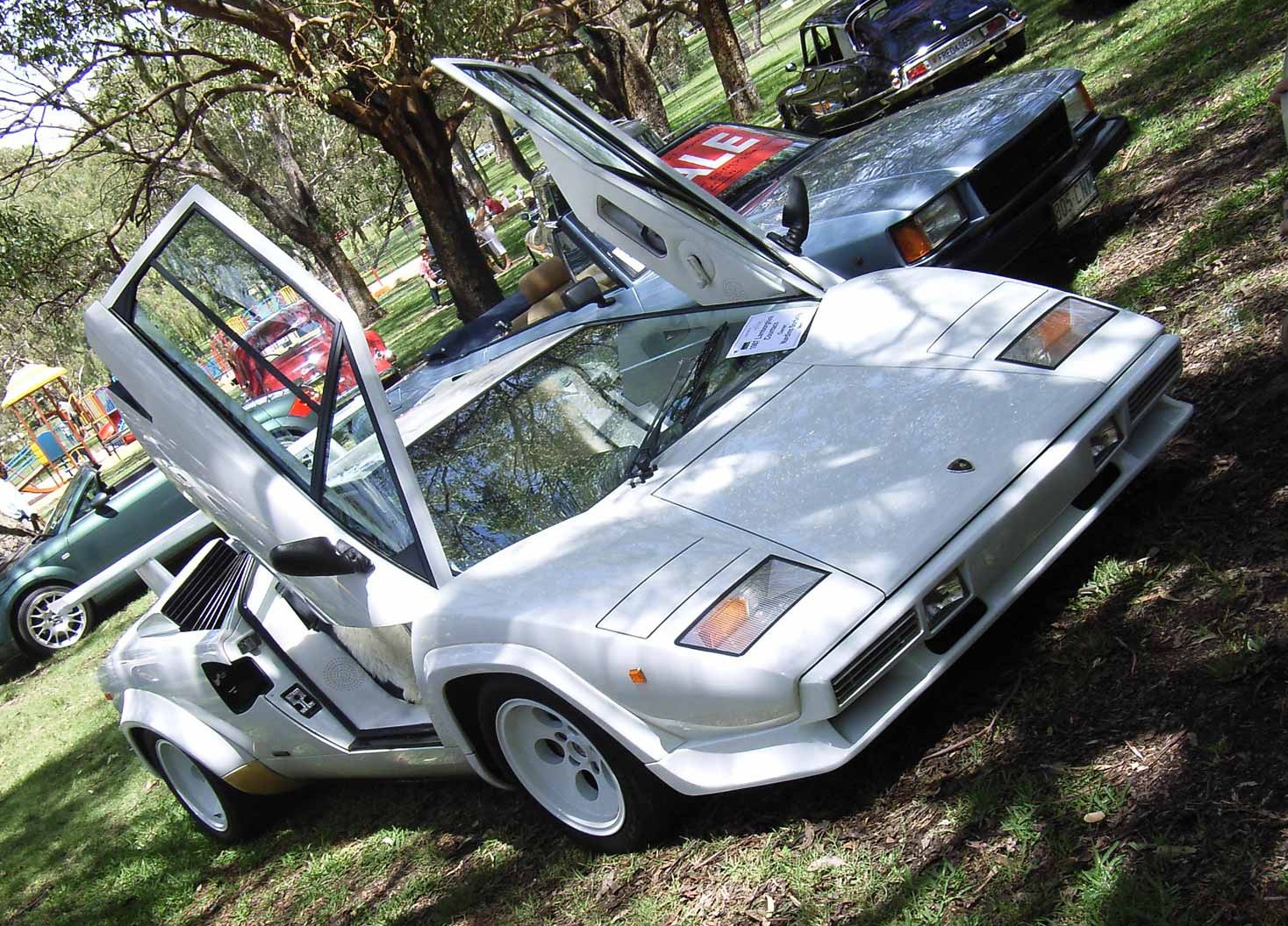 Lamborghini Countach QV