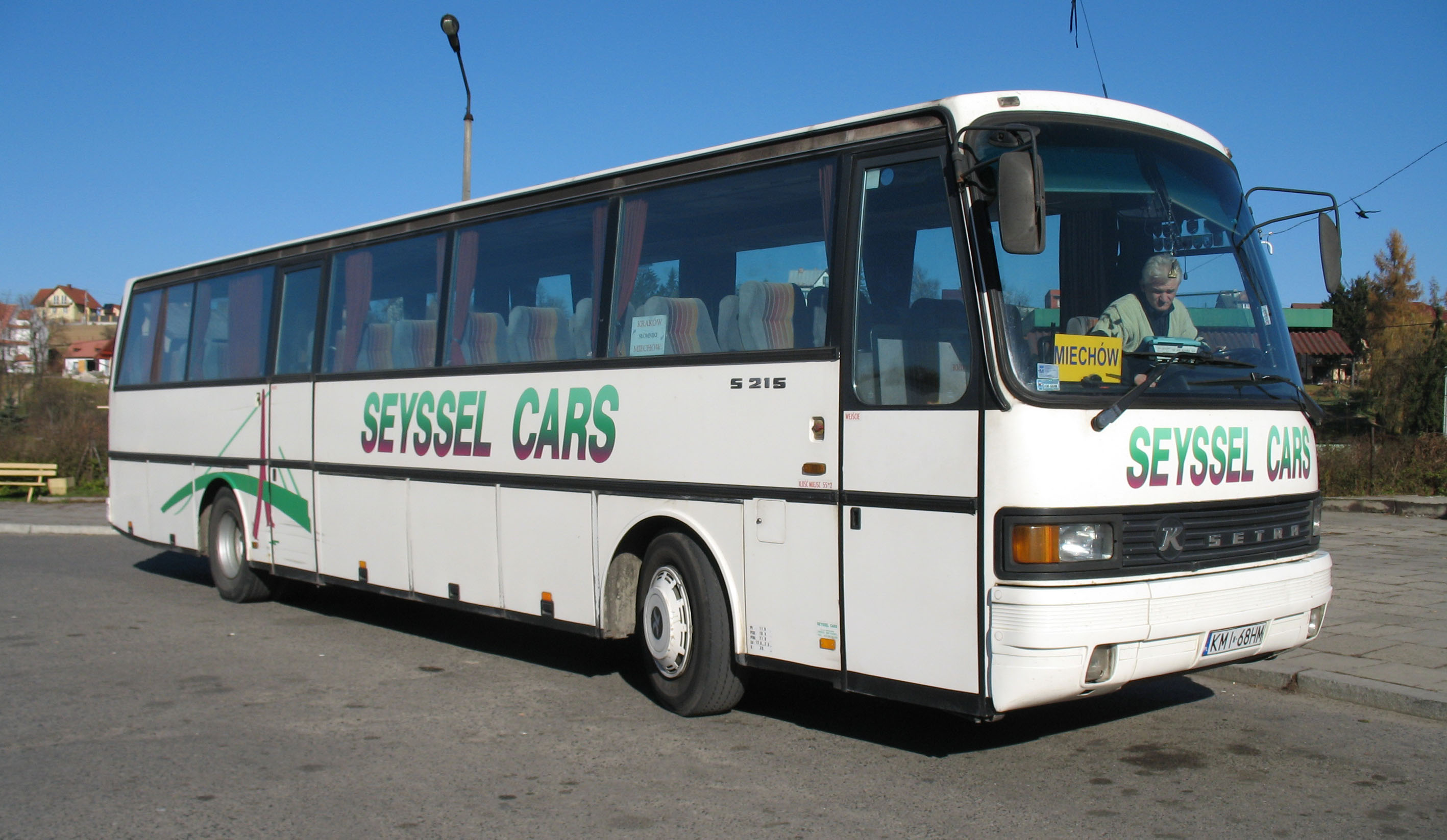 SETRA S 215