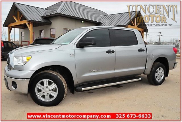 Toyota Tundra SR5 V8 57L Crew Max