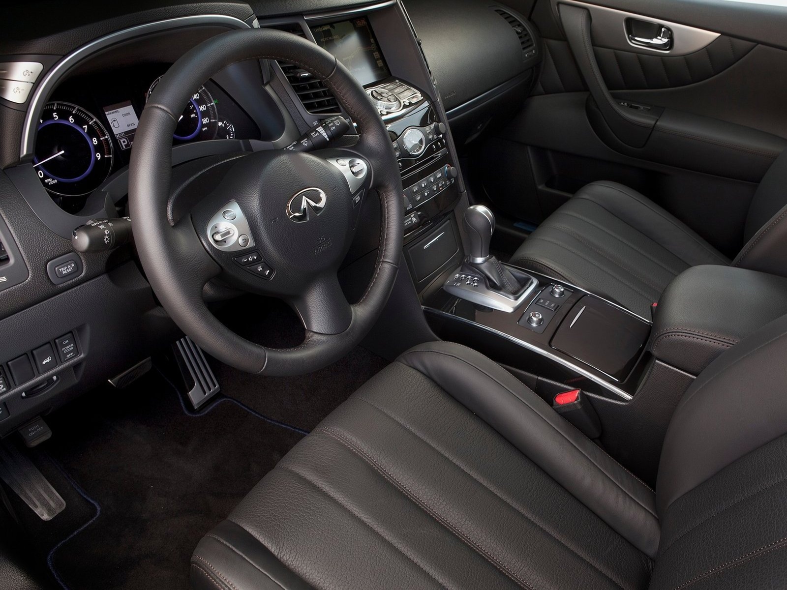 INFINITI FX35 35L V6