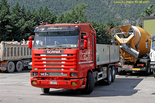 Scania 143H 420