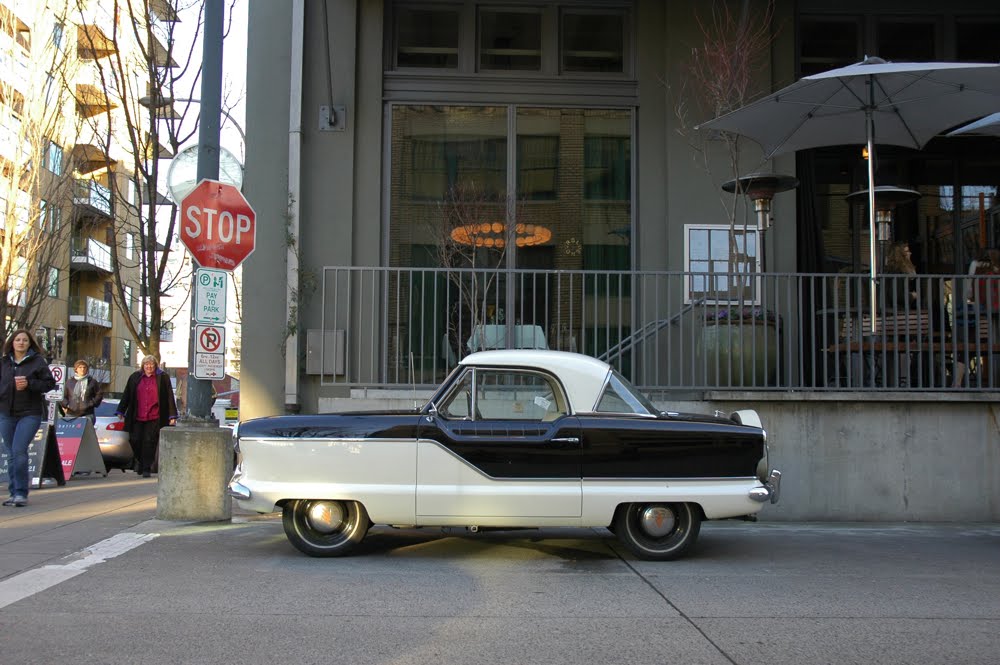 AMC Metropolitan 2 Door Hardtop