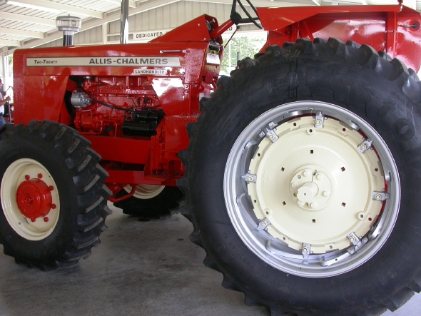 Allis-Chalmers Two-Twenty