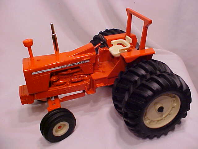 Allis-Chalmers Two-Twenty