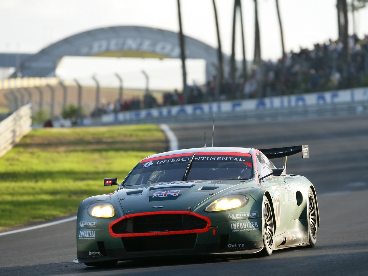 Aston Martin dbr9 gt1