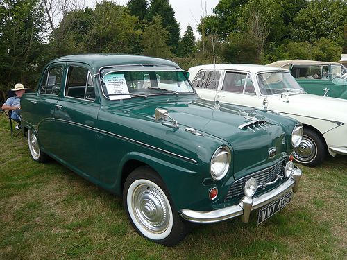 Austin A90